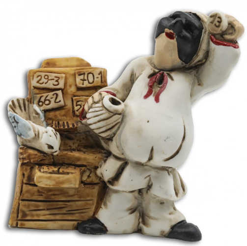 PULCINELLA CHIAMA I NUMERI DELLA TOMBOLA NAPOLETANA. Statuina in resina di Artigianato Napoletano PULCINELLA CHIAMA I NUMERI DELLA TOMBOLA NAPOLETANA. Statuina in resina di Artigianato Napoletano